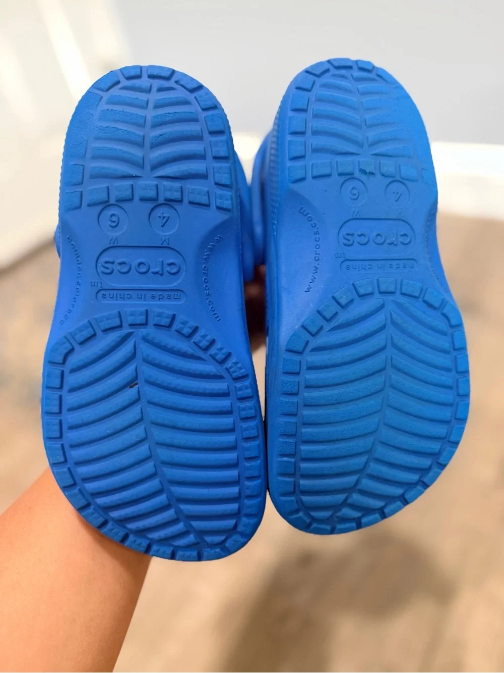 CROCS Kids Classic Clog in Bright Blue